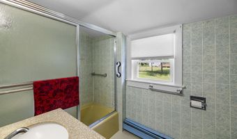 30 Back Searsport Rd, Belfast, ME 04915