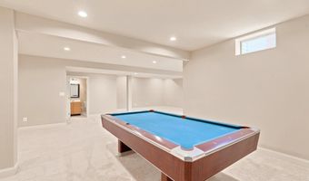 19704 STANFORD HALL Pl, Ashburn, VA 20147