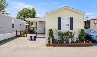 63 East Dr, East Providence, RI 02916