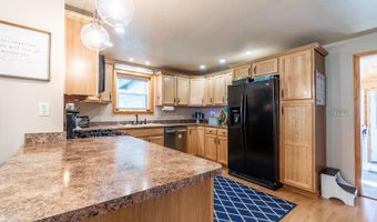 315 N York St, Albion, IN 46701