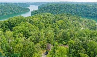 65 Lakeshore Dr, Albany, KY 42602
