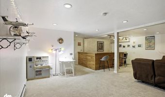 6622 Lakeway Dr, Anchorage, AK 99502