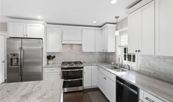 23 Sanford Farm Rd, Exeter, RI 02822