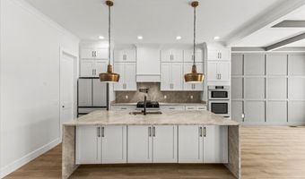 10541 E Brainerd Rd, Apison, TN 37302
