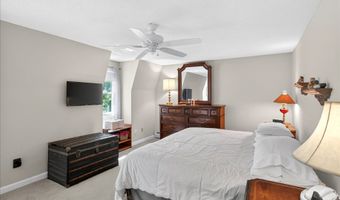 5 Shingle Mill Dr, Canton, CT 06019