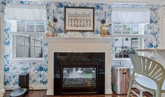 703 SKIPPERS Ln, Annapolis, MD 21401