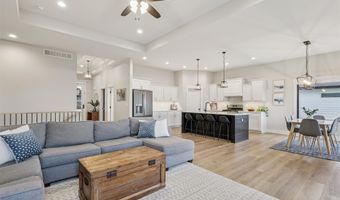 1404 NW Arbor Dr, Ankeny, IA 50023