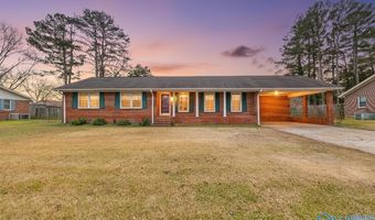 409 Peach Ave, Albertville, AL 35950