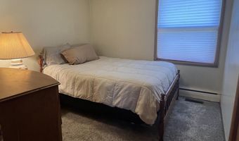 216 Washington Ave W, Albia, IA 52531