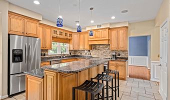 43232 WAYSIDE Cir, Ashburn, VA 20147