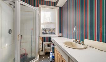 183 Oldfield Ave, Amityville, NY 11701