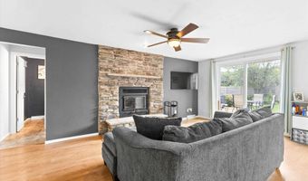 3207 CRESTVIEW Dr, Appleton, WI 54915