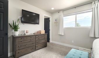 600 HARMONY Ln, Cheyenne, WY 82009