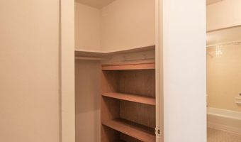 1210 N TAFT St 201, Arlington, VA 22201