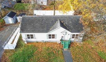 202 Pearl St, Bangor, ME 04401