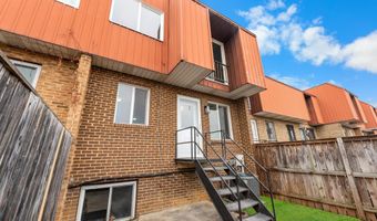 4107 MASSACHUSETTS Ave SE 9, Washington, DC 20019