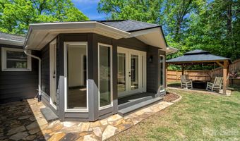 35 Timberview Dr, Arden, NC 28704