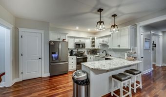 895 Woodlawn Rd UNIT 3, Bardstown, KY 40004