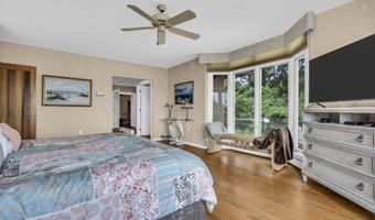 99 Holly Ln, Bayville, NJ 08721