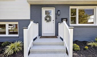 910 MONROE Ter, Dover, DE 19904