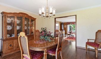 1411 W Allison Ct, Arlington Heights, IL 60005