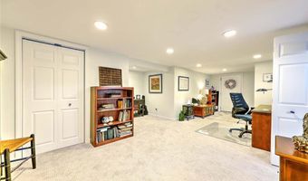 8 Halsey St, North Providence, RI 02911