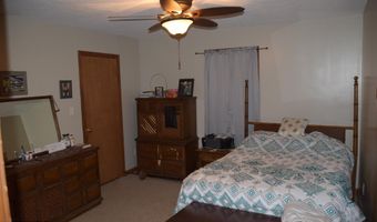 678 Farrow Rd, Bells, TN 38006