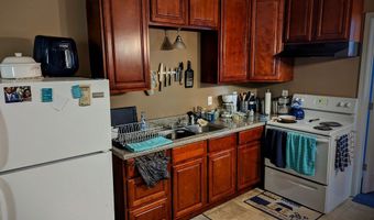 127 E College Ave, Ashburn, GA 31714