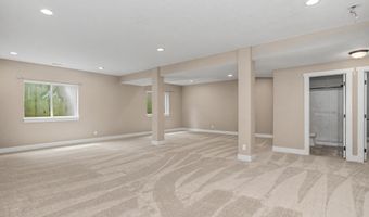 4111 Ballentine Dr, Ames, IA 50010