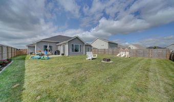 5585 Bear Creek Pass, Auburn, IN 46706