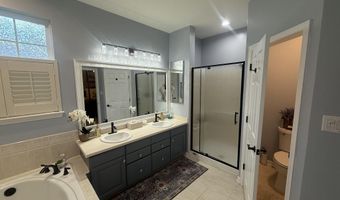 7 Old Mill Ct, Barnegat, NJ 08005