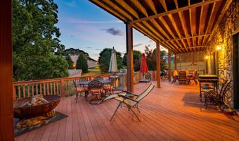 21580 Moonlight Bay Rd, Abingdon, VA 24211
