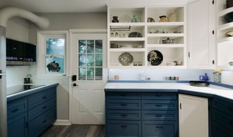 515 8th St, Ames, IA 50010