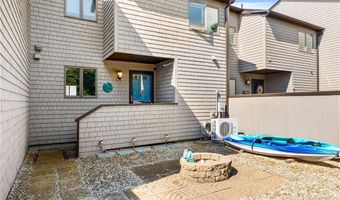 267 Fishing Cove Rd, North Kingstown, RI 02852