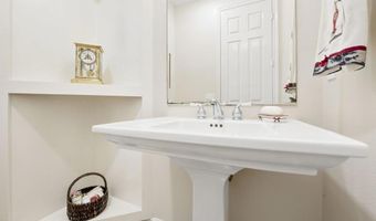 1322 Alcyon Ct, Carlsbad, CA 92011