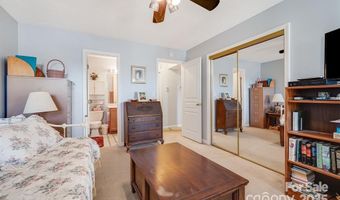 2904 Sagamore Ln, Asheville, NC 28806