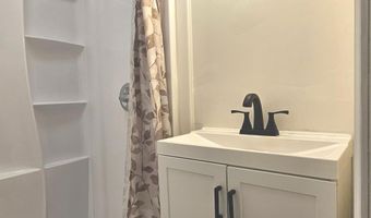 1055 Scruggs Cir, Bartow, GA 30413