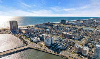 400 Deal Lake Dr 3A, Asbury Park, NJ 07712