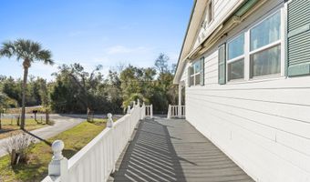 2686 Mona Ln, Alford, FL 32420