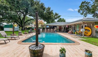 204 ESSARY St N, Auburndale, FL 33823