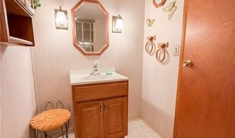 4972 Norquest Blvd, Austintown, OH 44515