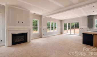 2621 Springway Dr, Charlotte, NC 28205