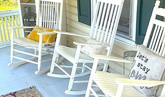 258 Johnson St, Alderson, WV 24910