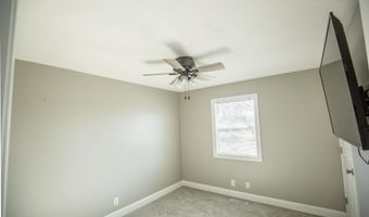 2317 E Spruce St, Algona, IA 50511