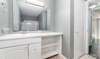 1635 Merry Oaks Rd C, Charlotte, NC 28205