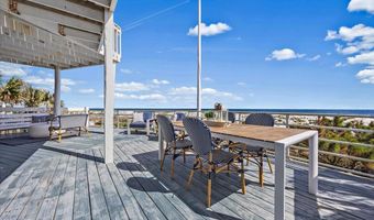 1879 BEACH Ave, Atlantic Beach, FL 32233