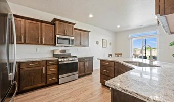 1511 White Fish Lake St, Caldwell, ID 83607