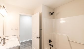 26220 Children Ln, Athens, AL 35613