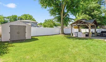 205 County Rd, Aberdeen, NJ 07721
