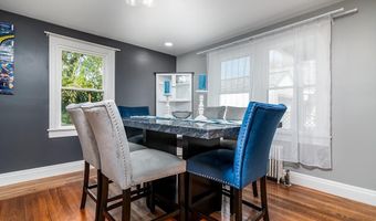 38 Brookside Dr, Cranston, RI 02910
